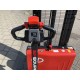 EST 122 - 3000, TRANSPALET ELECTRIC CU CATARG MARCA "EP EQUIPMENT", INALTIME DE RIDICARE 3.000 MM, SARCINA MAX 1.200 KG
