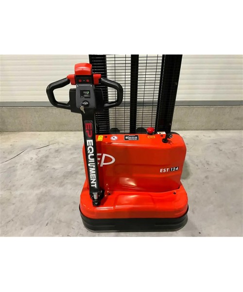 EST124 - 3600, TRANSPALET ELECTRIC CU CATARG, INALTIME DE RIDICARE 3.600MM, SARCINA MAXIMA 1.200 KG