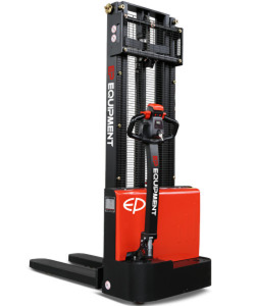 EST122 - 3000, TRANSPALET ELECTRIC CU CATARG MARCA "EP", INALTIME DE RIDICARE 3.000 MM, SARCINA MAX 1.200 KG