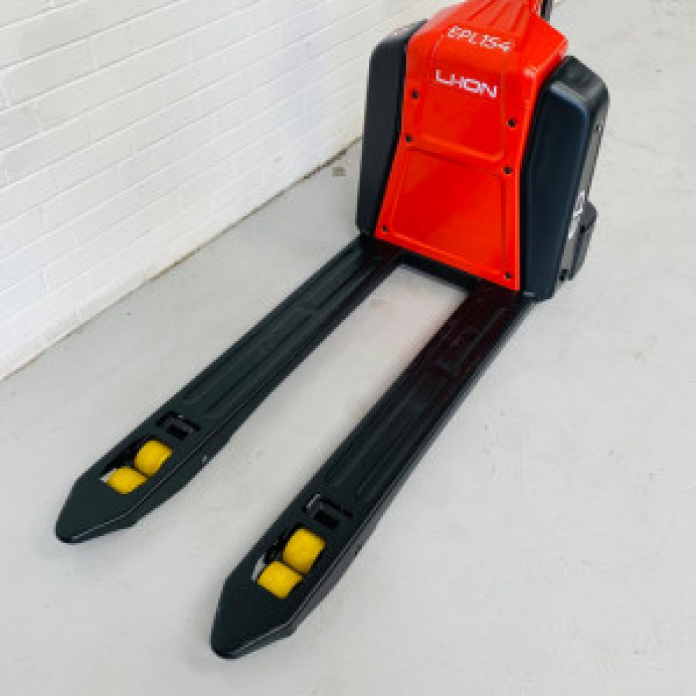 EPL154, TRANSPALET ELECTRIC 1500 KG, SERIE PROFESIONALA, ACUMULATOR LI-ION