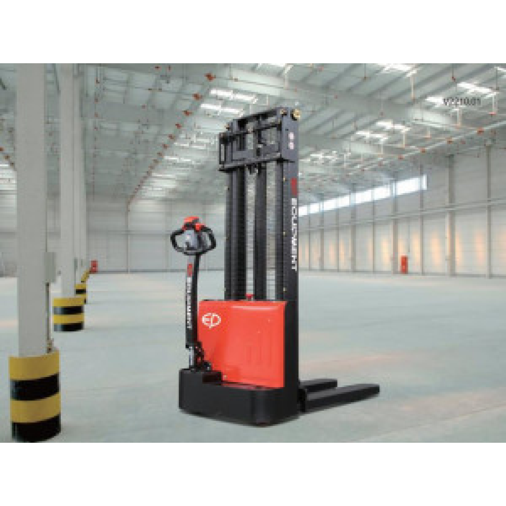 EST122 - 3300, TRANSPALET ELECTRIC CU CATARG MARCA "EP", INALTIME DE RIDICARE 3.300 MM, SARCINA MAX 1.200 KG