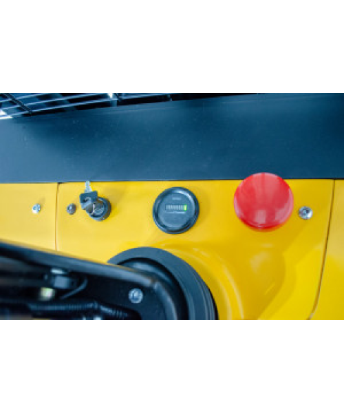 SER1520, STIVUITOR ELECTRIC TIP "RIDER", CAPACITATE 1500KG, INALTIME DE RIDICARE 2000MM